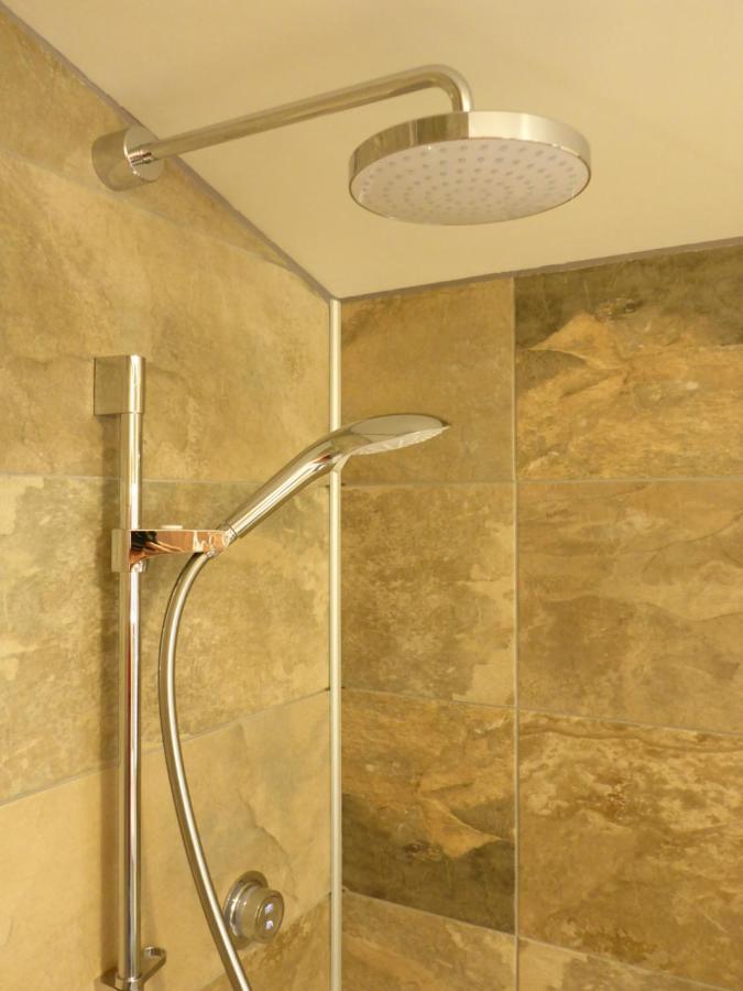 Stones Luxury B&B With Hot Tub And Self-Contained Rooms Uig  Zewnętrze zdjęcie